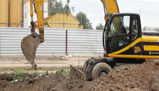 Выкопать яму экскаватором в Петрозаводске от 941 руб. - 2Землекопа-Птр 
